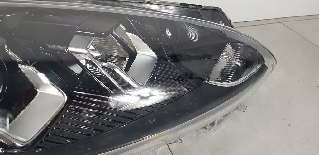 Frontscheinwerfer Ford Kuga LV4B-13E014-CA LED Rechts Scheinwerfer Headlight