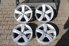Laden Sie das Bild in den Galerie-Viewer, 4x Alufelge 17 Zoll 7.0" 5x112 43ET 5C0601025AA VW Passat Beetle Rim Wheel FEL7140635431co