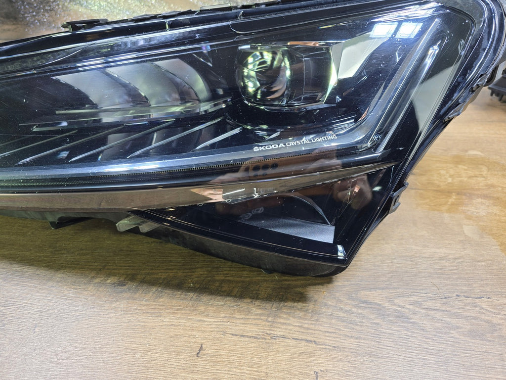 Frontscheinwerfer Skoda Superb III 3V1941015D Links Scheinwerfer Headlight