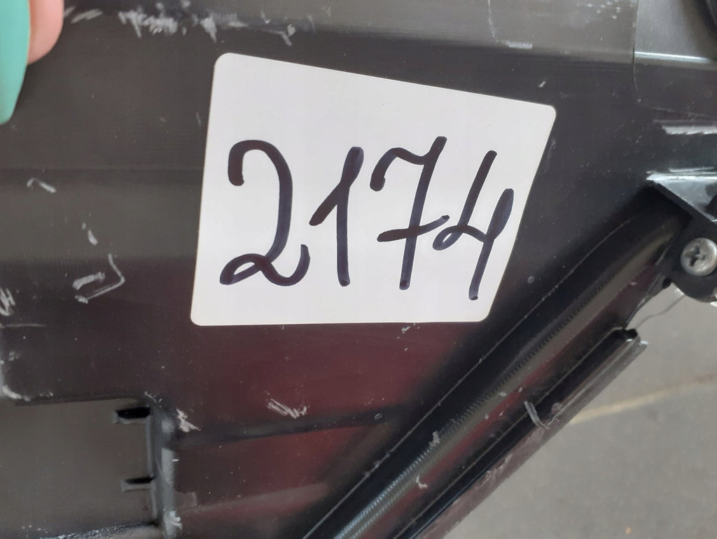 Frontscheinwerfer Toyota 4 IV Yaris Links Scheinwerfer Headlight