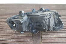 Laden Sie das Bild in den Galerie-Viewer, Frontscheinwerfer Opel Zafira 9832836480 Rechts Scheinwerfer Headlight