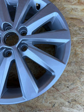 Load image into Gallery viewer, 1x Alufelge 15 Zoll 5x100 6F0601025G Seat Ibiza I V Rim Wheel FEL4519940156zs