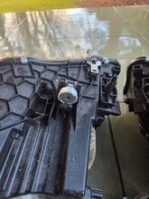 Laden Sie das Bild in den Galerie-Viewer, Frontscheinwerfer BMW X3 G01 G02 8739653 8739654 LED Rechts oder Links SCH1281019559ox
