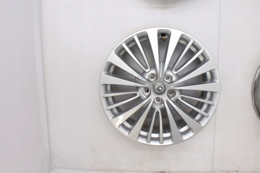 4x Alufelge 18 Zoll 7.5" 5x108 49ET Glanz Silber YP00064280 Opel Rim Wheel FEL9545701419fr