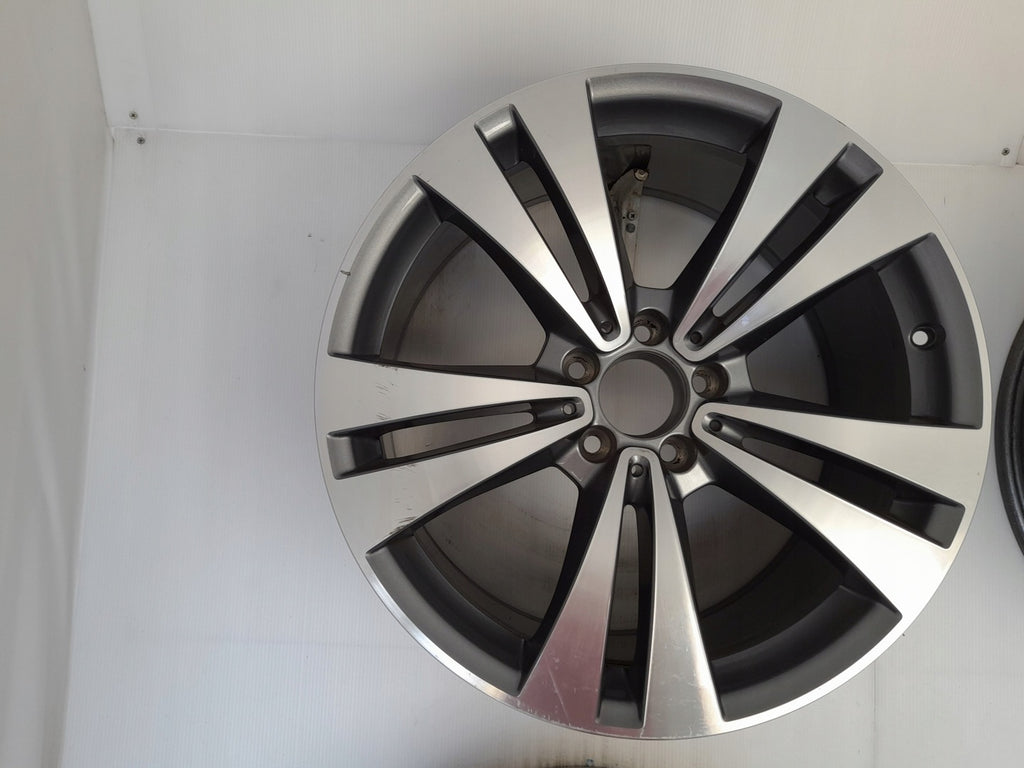 1x Alufelge 19 Zoll 9.5" 5x112 48ET Glanz A2184011000 Mercedes-Benz Cls