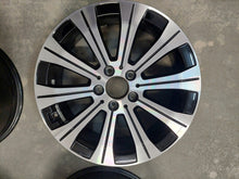 Laden Sie das Bild in den Galerie-Viewer, 1x Alufelge 18 Zoll 6.5" 5x112 A2434010000 Mercedes-Benz Rim Wheel FEL3082409852zi