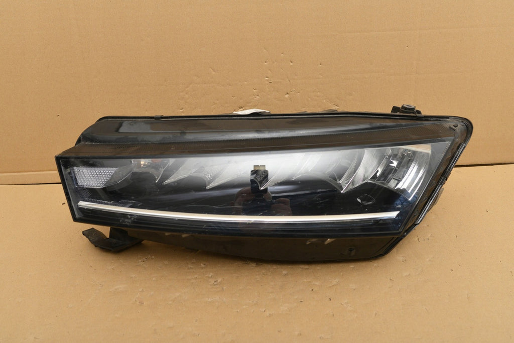 Frontscheinwerfer Skoda Octavia IV 5E4941015 Links Scheinwerfer Headlight SCH8744171989nt