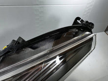 Laden Sie das Bild in den Galerie-Viewer, Frontscheinwerfer Ford Kuga GV41-13W030-CG LED Links Scheinwerfer Headlight SCH2005154674fg