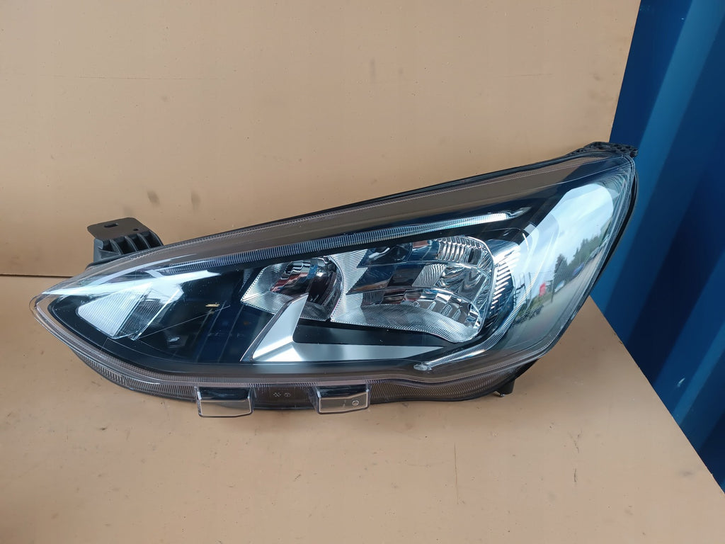 Frontscheinwerfer Ford Focus MX7B-13E015-CE MX7B-13E014-CC LED Rechts oder Links