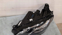 Laden Sie das Bild in den Galerie-Viewer, Frontscheinwerfer Mercedes-Benz W213 A2139066501 Links Scheinwerfer Headlight SCH8960521513cd