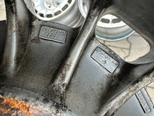 Load image into Gallery viewer, 4x Alufelge 14 Zoll 6.5" 5x112 30ET Glanz Silber 1264002102 Mercedes-Benz FEL1552391375tu
