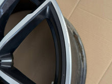 Load image into Gallery viewer, 1x Alufelge 18 Zoll 9.0&quot; 5x112 44ET 7855082 BMW G31 G30 Rim Wheel