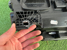 Laden Sie das Bild in den Galerie-Viewer, Frontscheinwerfer Audi Q2 81A941012 Full LED Rechts Scheinwerfer Headlight