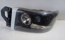 Laden Sie das Bild in den Galerie-Viewer, Frontscheinwerfer Renault 1EL247010-27 Links Scheinwerfer Headlight