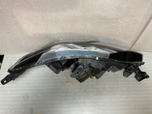 Laden Sie das Bild in den Galerie-Viewer, Frontscheinwerfer Mitsubishi Eclipse Cross I W3153 Full LED Links Headlight SCH5782889295ws