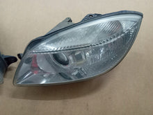 Laden Sie das Bild in den Galerie-Viewer, Frontscheinwerfer Skoda Fabia II Roomster Ein Satz Scheinwerfer Headlight SCH1778249297nb
