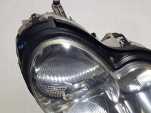 Laden Sie das Bild in den Galerie-Viewer, Frontscheinwerfer Mercedes-Benz Sl R230 A2308208061 Rechts Headlight SCH2192255906zr