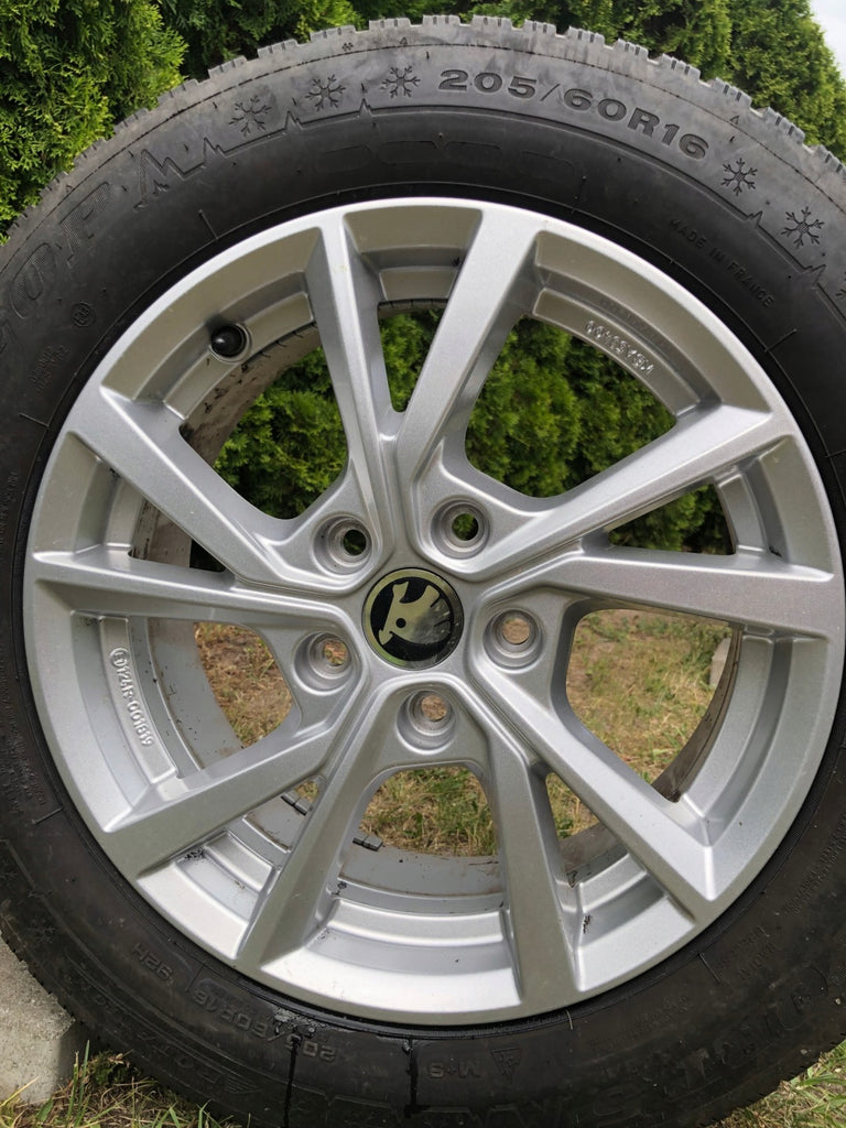 4x Alufelge 16 Zoll 6.5" 5x112 46ET Glanz Silber KBA53400 Skoda Octavia FEL1156890202nd