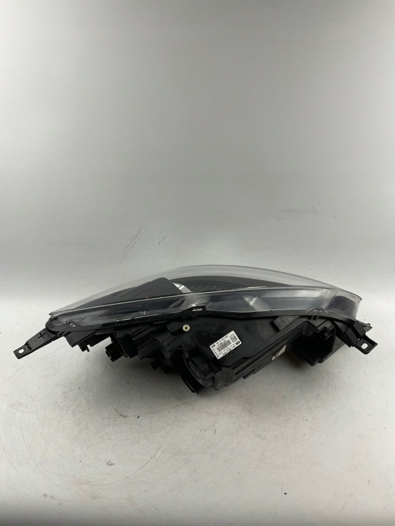 Frontscheinwerfer Ford Kuga I 2452445 Links Scheinwerfer Headlight SCH8787179879uw