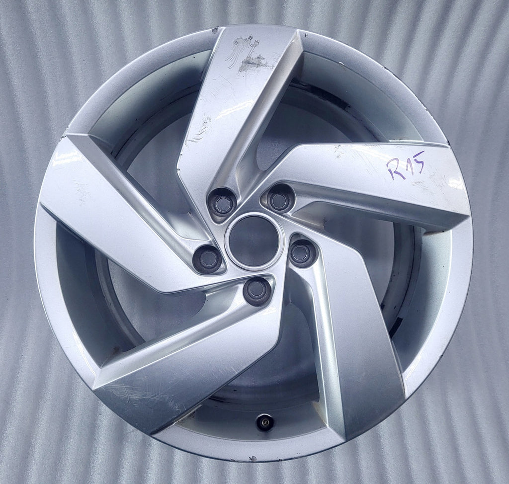 1x Alufelge 17 Zoll 7.5" 5x112 51ET Glanz Silber 5H0601025H VW Golf Viii