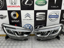 Laden Sie das Bild in den Galerie-Viewer, Frontscheinwerfer Renault Captur I 260107244R 260606152R LED Rechts oder Links