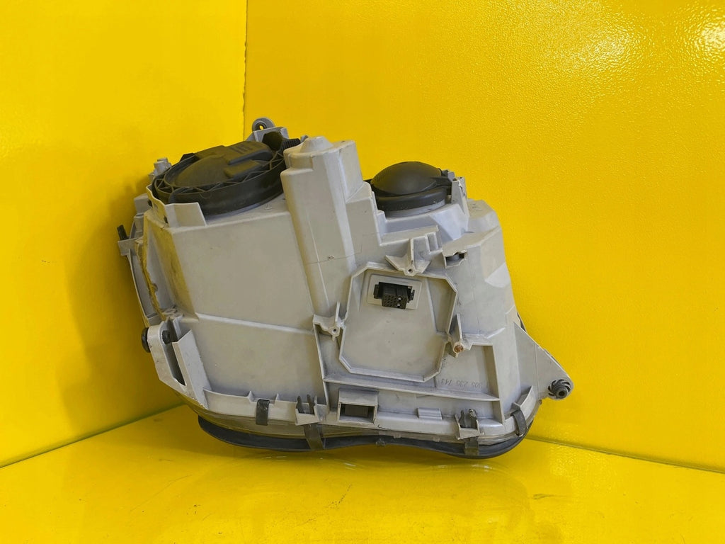 Frontscheinwerfer Mercedes-Benz W203 A2038203761 Xenon Links Headlight SCH5176288705fz