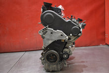 Laden Sie das Bild in den Galerie-Viewer, Motor VW Passat CBA 2.0 TDI 2008 Diesel Engine Unkomplett