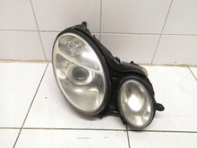 Laden Sie das Bild in den Galerie-Viewer, Frontscheinwerfer Mercedes-Benz W211 15436001 A0028202426 Rechts Headlight SCH6434809645jx