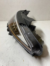 Laden Sie das Bild in den Galerie-Viewer, Frontscheinwerfer Hyundai Elantra 92102-F2 LED Rechts Scheinwerfer Headlight