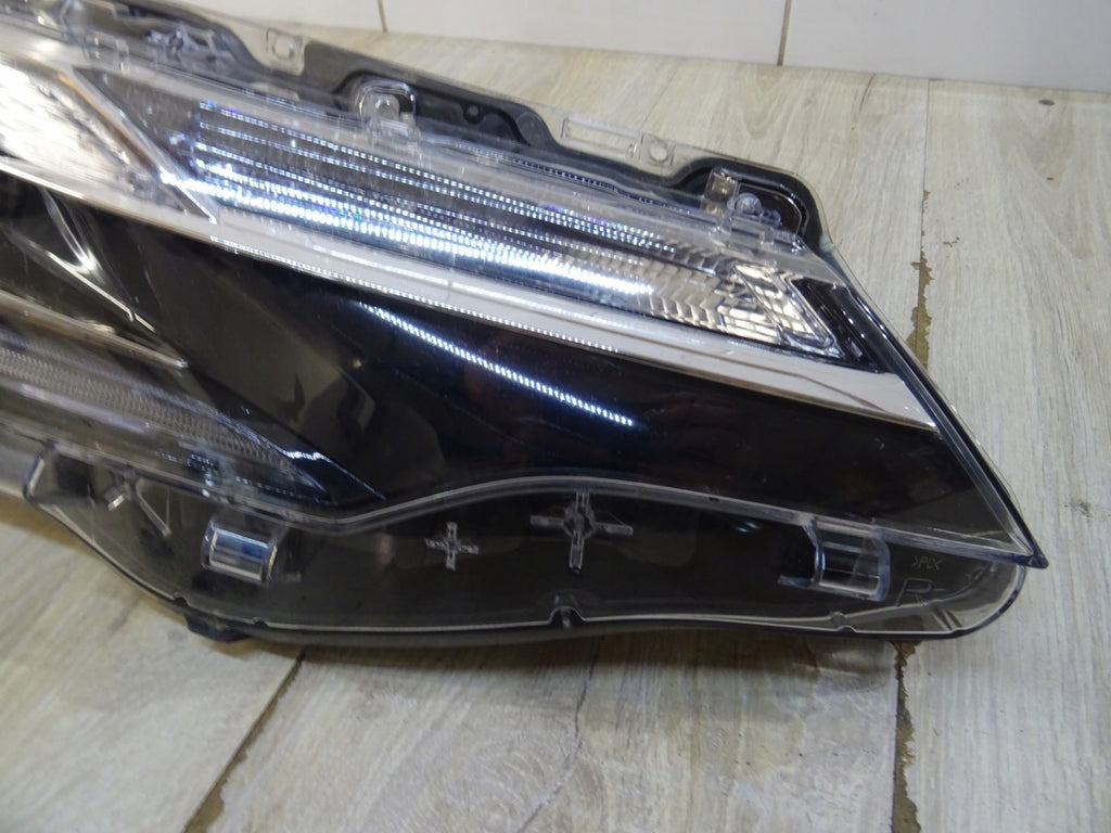 Frontscheinwerfer Toyota Corolla 81110-02L70-00 Rechts Scheinwerfer Headlight SCH4117079968ck