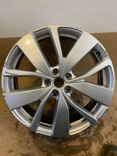 Load image into Gallery viewer, 1x Alufelge 20 Zoll 6.5&quot; 5x114.3 33ET 403006854R Renault Espace Scenic Rim Wheel