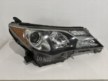 Load image into Gallery viewer, Frontscheinwerfer Toyota W0836 Rechts Scheinwerfer Headlight SCH4470133955im