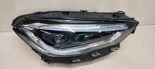 Laden Sie das Bild in den Galerie-Viewer, Frontscheinwerfer Mercedes-Benz W247 X247 A2479067001 LED Rechts Headlight SCH8223605584fh