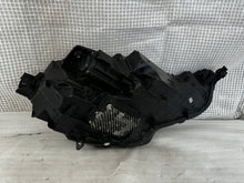Laden Sie das Bild in den Galerie-Viewer, Frontscheinwerfer Audi A3 8Y0941035 Full LED Links Scheinwerfer Headlight