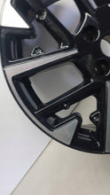 Laden Sie das Bild in den Galerie-Viewer, 1x Alufelge 17 Zoll 7.0" 4x108 32ET Glanz Schwarz 9833892680 Opel Corsa F FEL5388145638vv