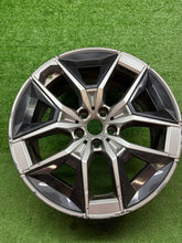 Laden Sie das Bild in den Galerie-Viewer, 1x Alufelge 19 Zoll 5x112 BMW 1 Rim Wheel FEL2003907060lm