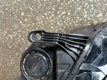 Laden Sie das Bild in den Galerie-Viewer, Frontscheinwerfer Opel Astra 39111144 LED Rechts Scheinwerfer Headlight SCH5258063409xt