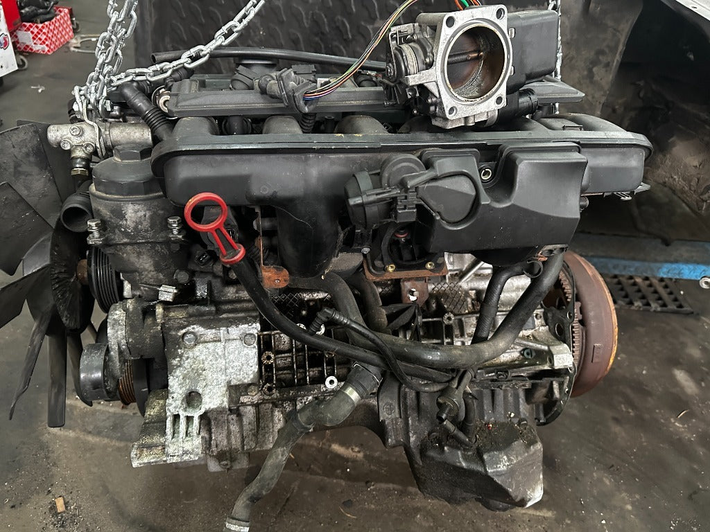 Motor BMW M52B28 2.8 Benzin Engine Unkomplett