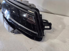 Laden Sie das Bild in den Galerie-Viewer, Frontscheinwerfer Skoda Karoq 57B941016D Full LED Rechts Scheinwerfer Headlight SCH7179835527uh