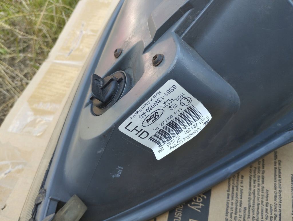 Frontscheinwerfer Ford Fiesta 6S61-13W030-AD Links Scheinwerfer Headlight SCH8801879275tq