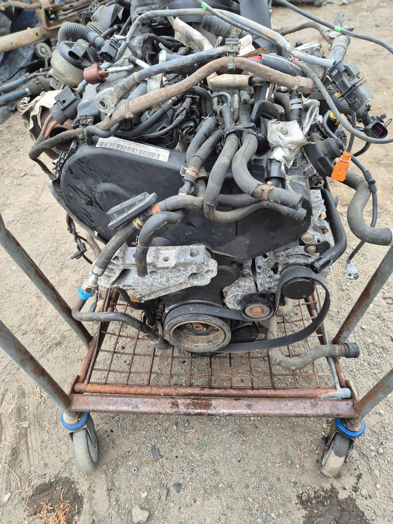 Motor Audi CRB 2.0 TDI 241TKm Diesel Engine Komplett