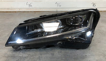 Laden Sie das Bild in den Galerie-Viewer, Frontscheinwerfer Skoda Superb III 3V1941015D Full LED Links Headlight