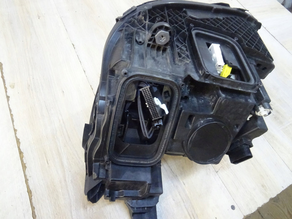 Frontscheinwerfer Mercedes-Benz W213 A2139069608 Full LED Rechts Headlight SCH8395909296vo