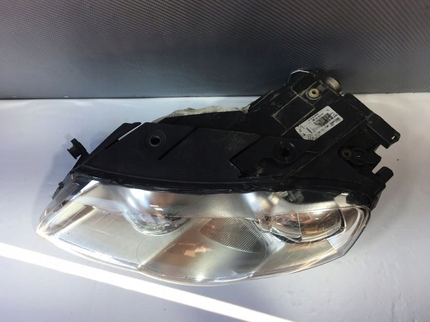 Frontscheinwerfer VW Passat Xenon Links Scheinwerfer Headlight