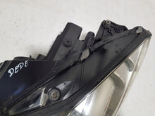 Laden Sie das Bild in den Galerie-Viewer, Frontscheinwerfer Mercedes-Benz C207 A2078200159 Xenon Links Headlight SCH4263060082yg