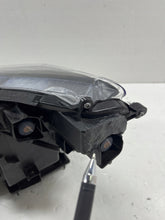 Laden Sie das Bild in den Galerie-Viewer, Frontscheinwerfer Toyota Yaris Cross 0D-312 LED Rechts Scheinwerfer Headlight SCH6225777691cn