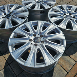 4x Alufelge 18 Zoll 8.0