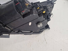 Laden Sie das Bild in den Galerie-Viewer, Frontscheinwerfer Opel Corsa D 13392706 Rechts Scheinwerfer Headlight SCH4868632878tb