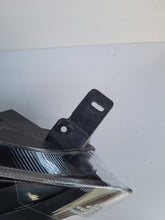 Laden Sie das Bild in den Galerie-Viewer, Frontscheinwerfer Ford Fiesta I L1BB-13E014 LED Rechts Scheinwerfer Headlight SCH2844879528gk