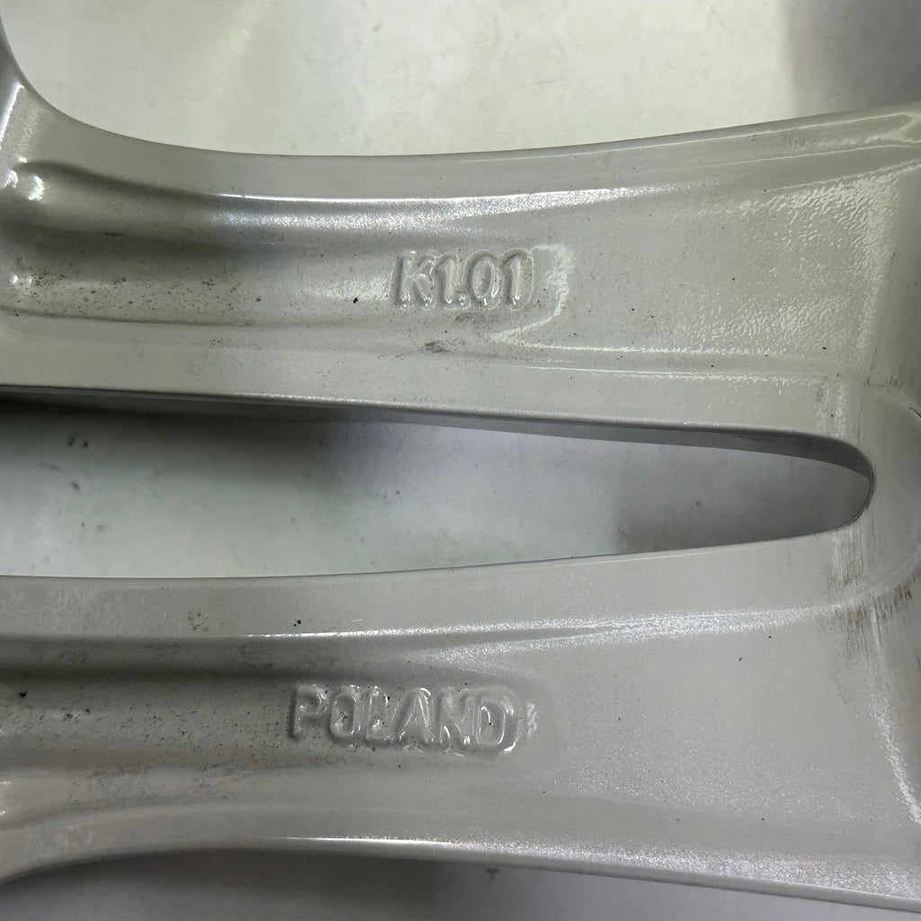 1x Alufelge 18 Zoll 8.0" 5x108 27ET Glanz Silber 9688278377 Peugeot Rim Wheel